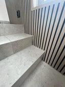 Akustikpanel Ek - Gråbrunlackad - Wood on Wall  